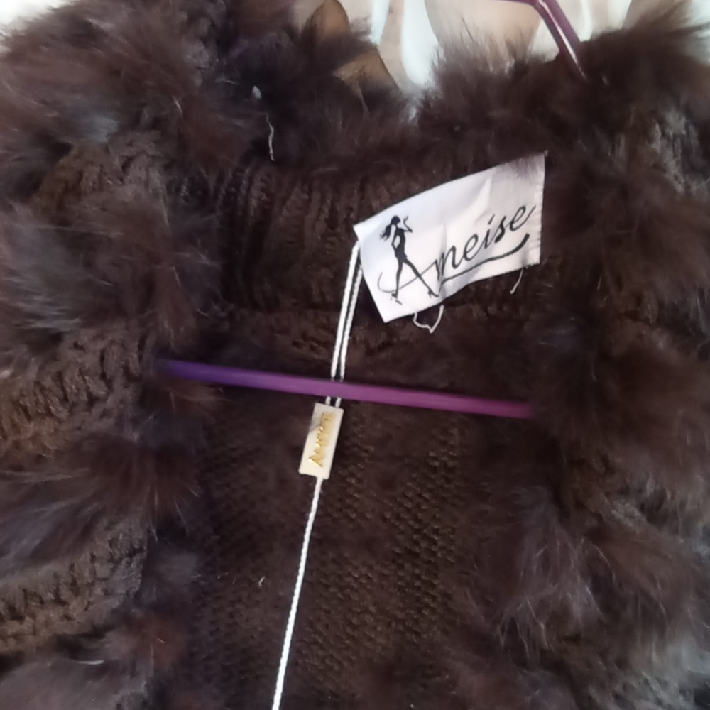 Ameise Faux Fur Knitted Vest NWT - Picture 12 of 17